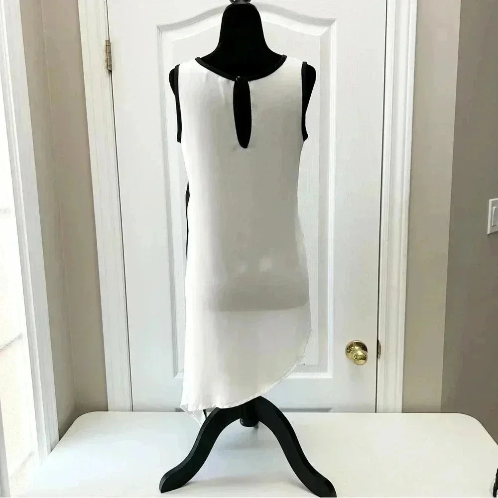 Ricki’s Blouse Sheer Sleeveless Asymmetric Flowy Top Black White Size Small - Picture 13 of 14